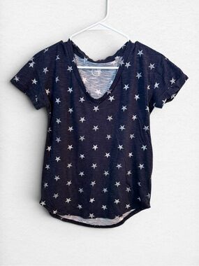 🌺24/7 Maurices Star-Print V-Neck Short Sleeve Tee - Navy